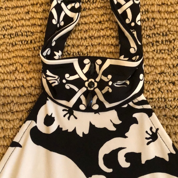 White House Black Market Halter Top XS - Picture 2 of 4